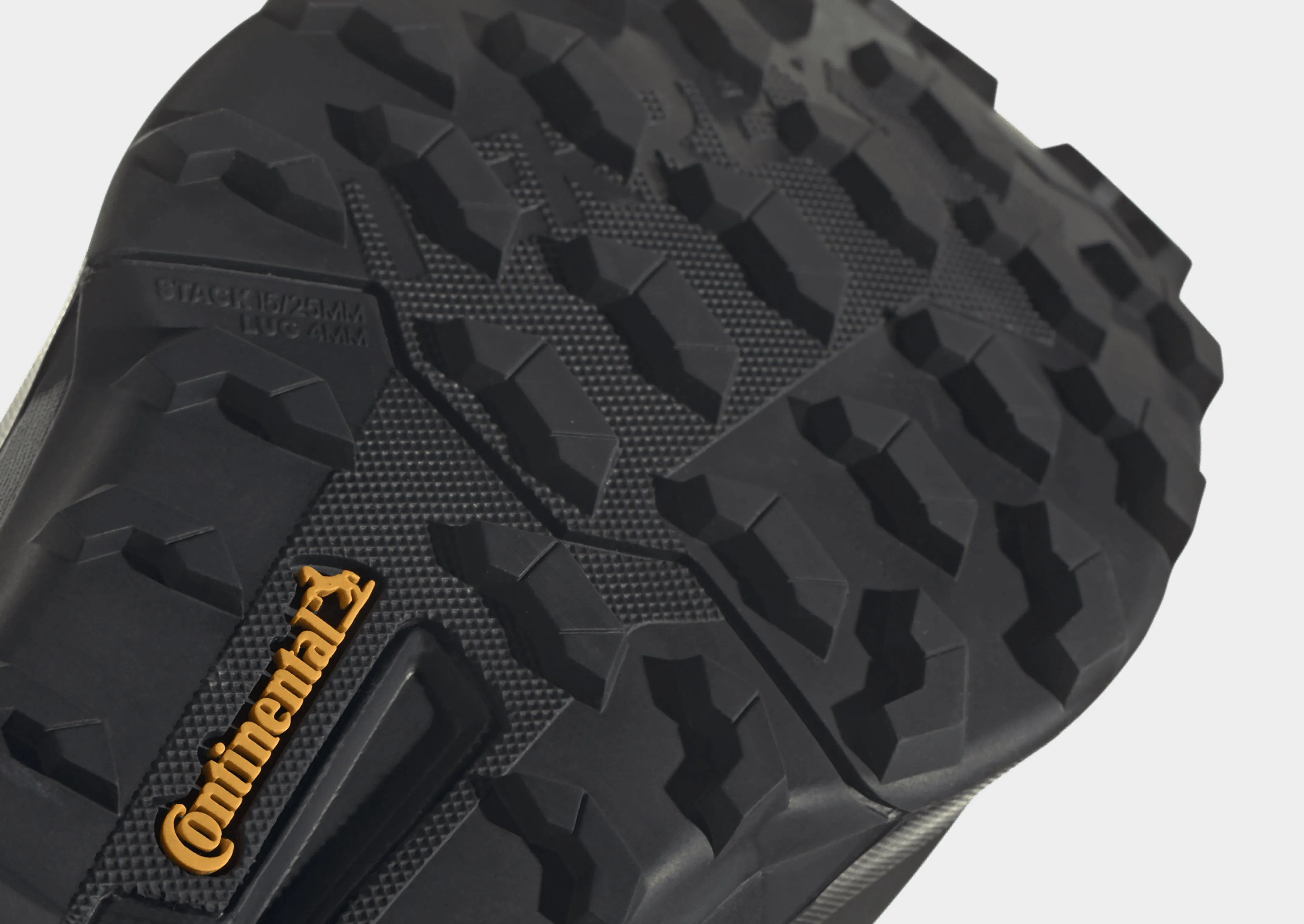 adidas Terrex AX4 Beta COLD.RDY Hiking Schoenen