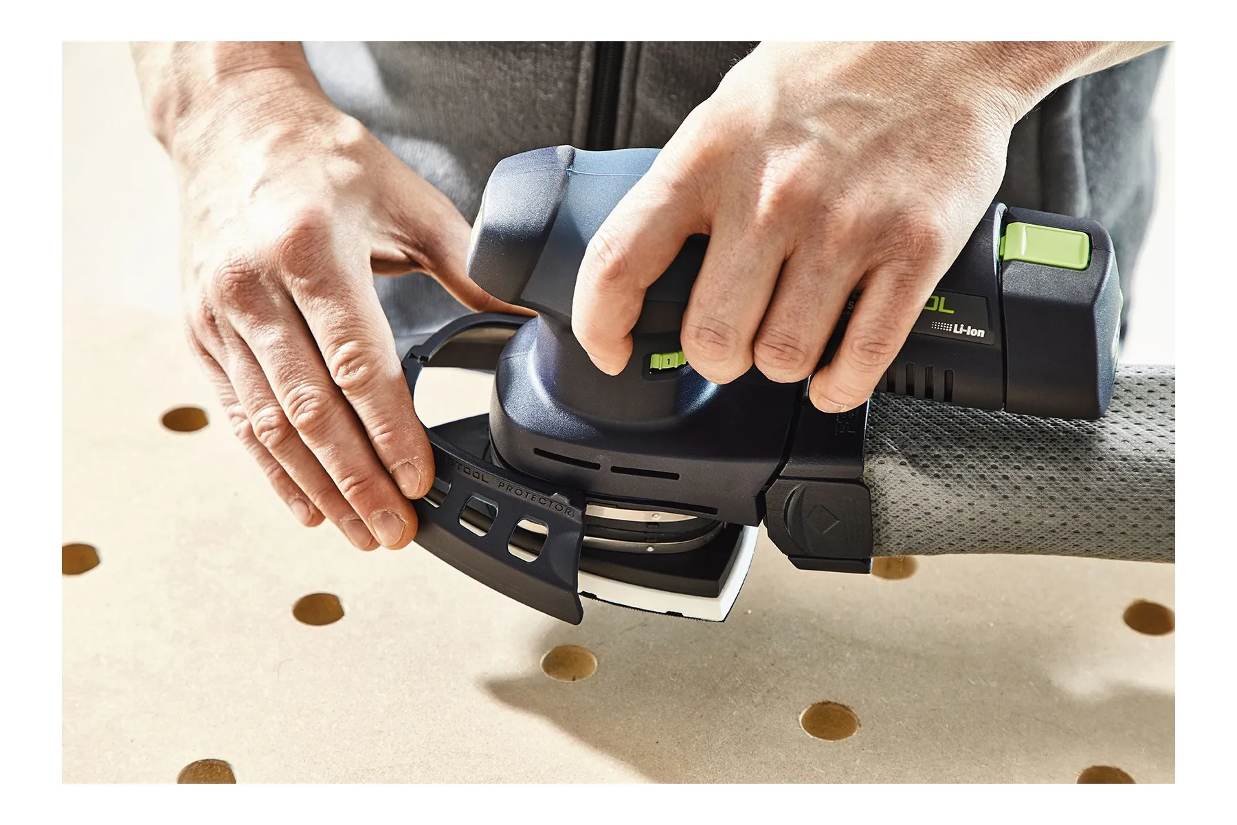 FESTOOL AKKUDELTASCHLEIFER DTSC 400BASIC