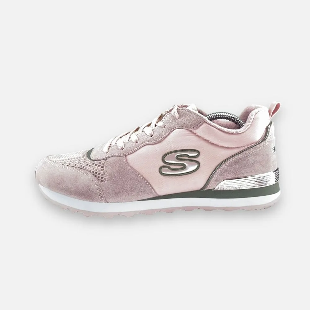 SKECHERS 