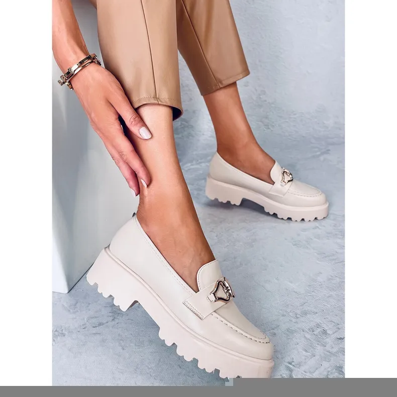 Zandra Beige loafers met gesp